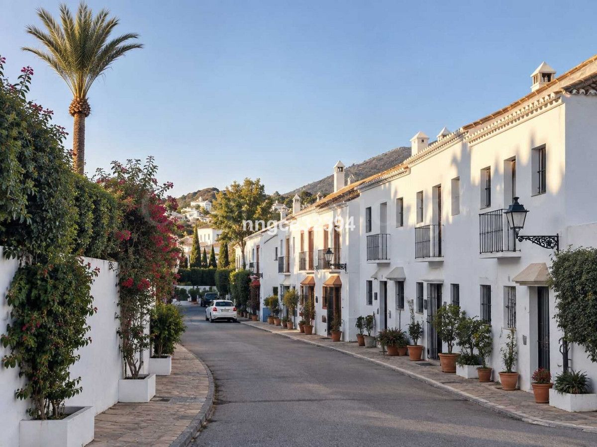 Town House in Nueva Andalucia, Marbella