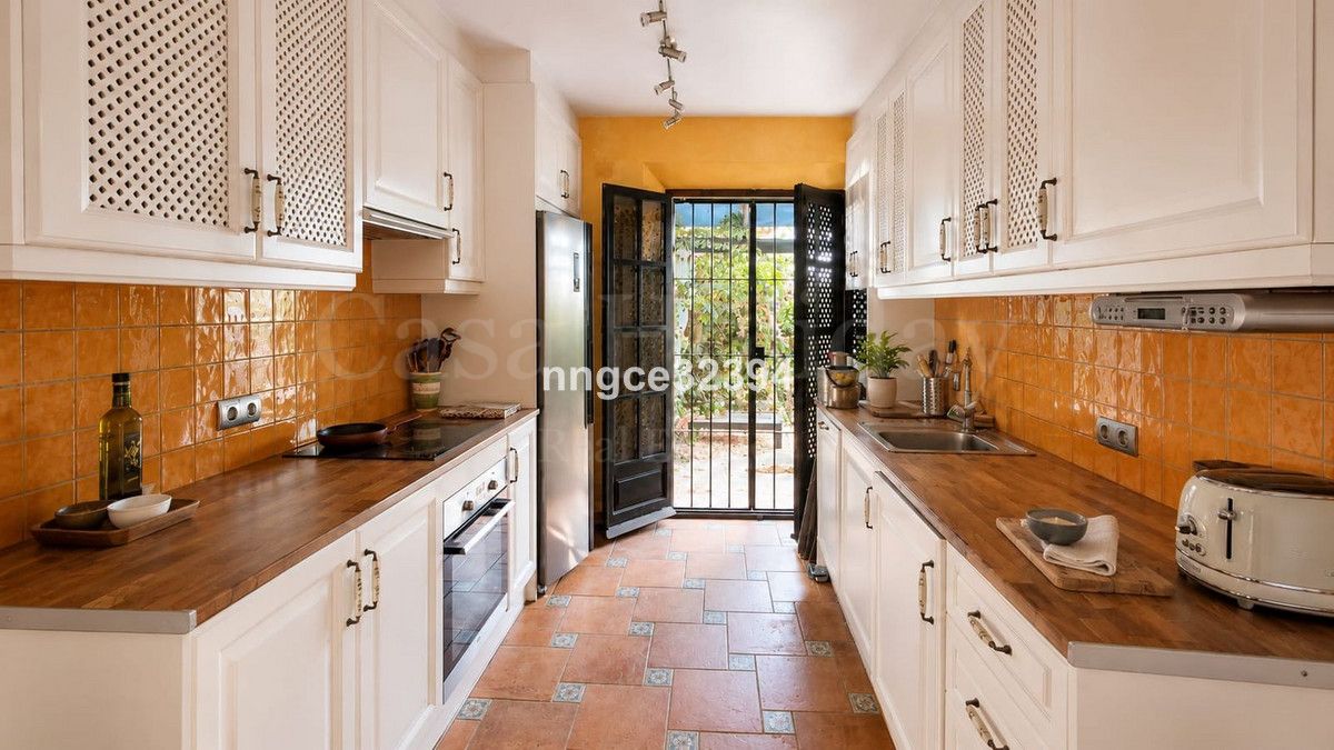 Town House in Nueva Andalucia, Marbella