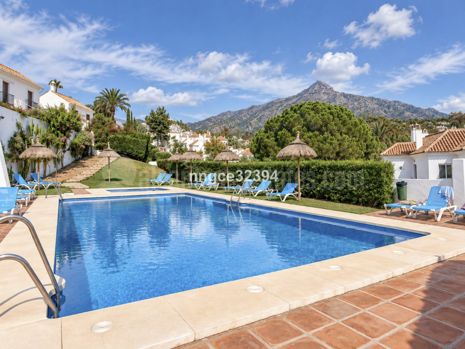 Adosado en Nueva Andalucia, Marbella