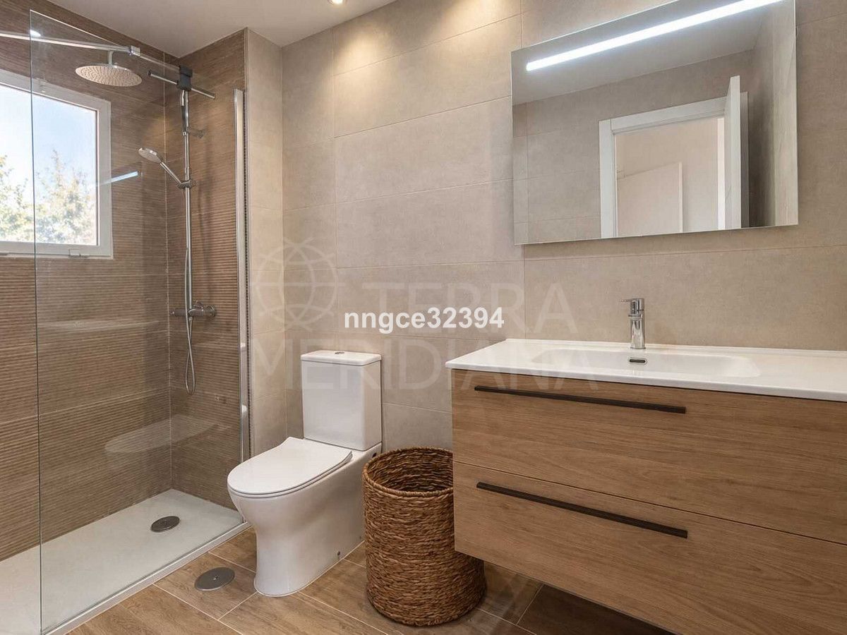 Apartment in New Golden Mile, Estepona