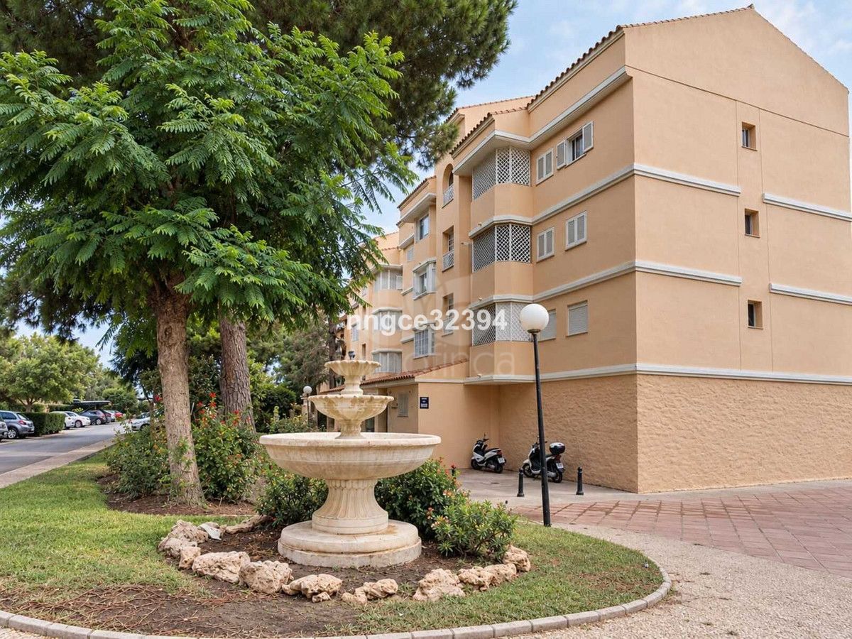 Apartamento en New Golden Mile, Estepona