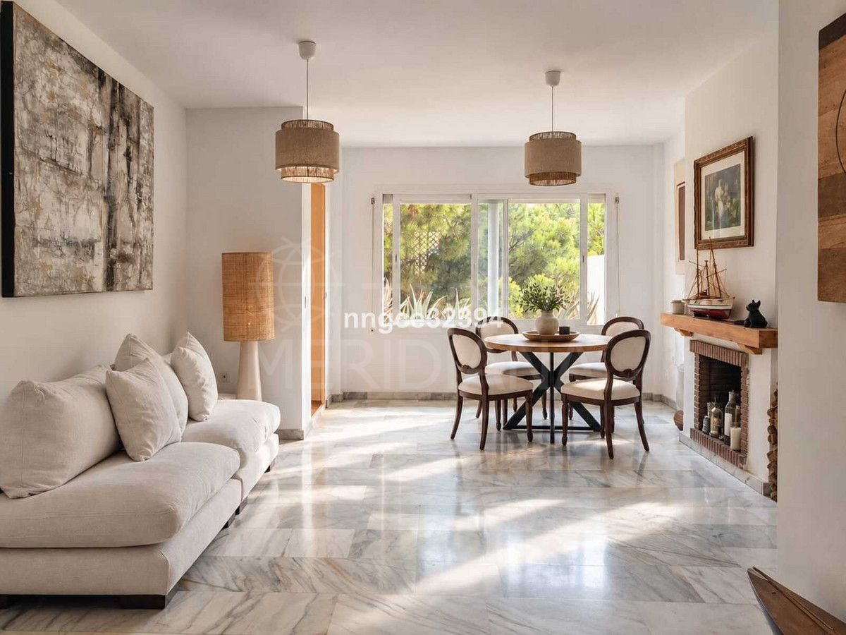 Apartment in New Golden Mile, Estepona