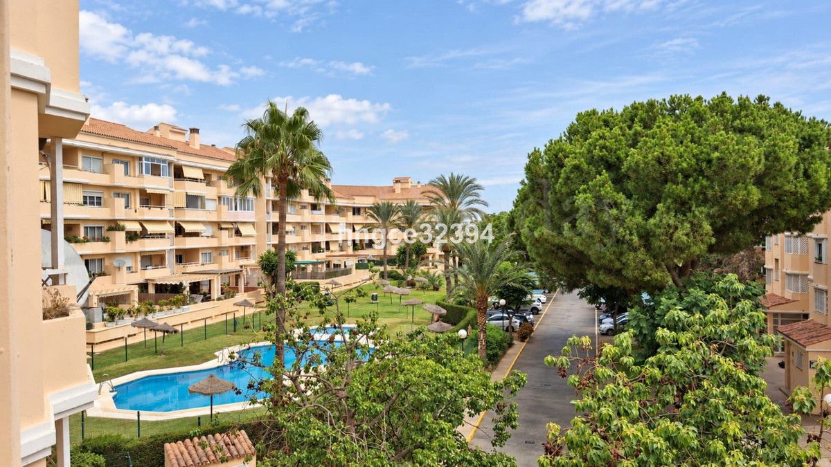 Apartment in New Golden Mile, Estepona