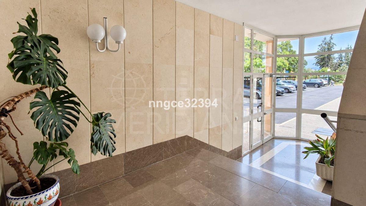Apartment in New Golden Mile, Estepona