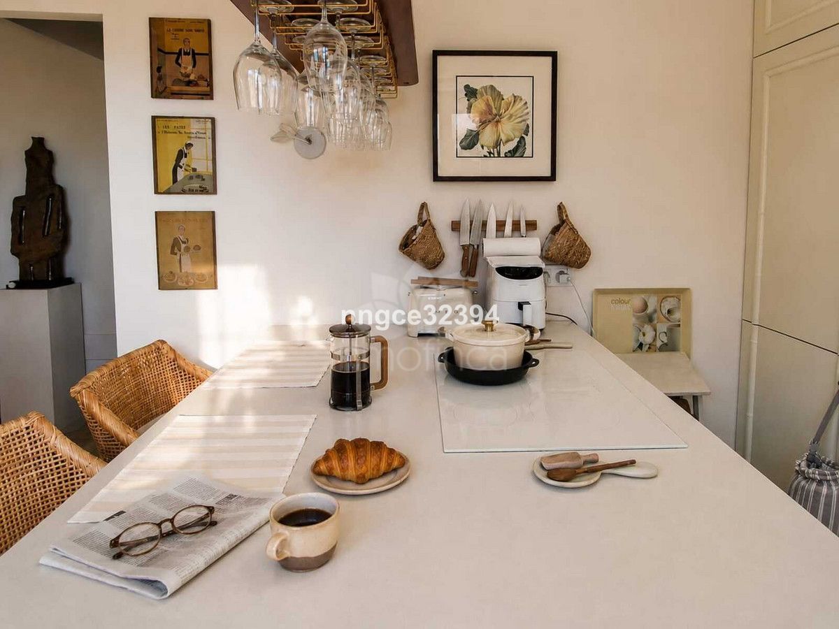 Apartment in Marbella Golden Mile, Marbella