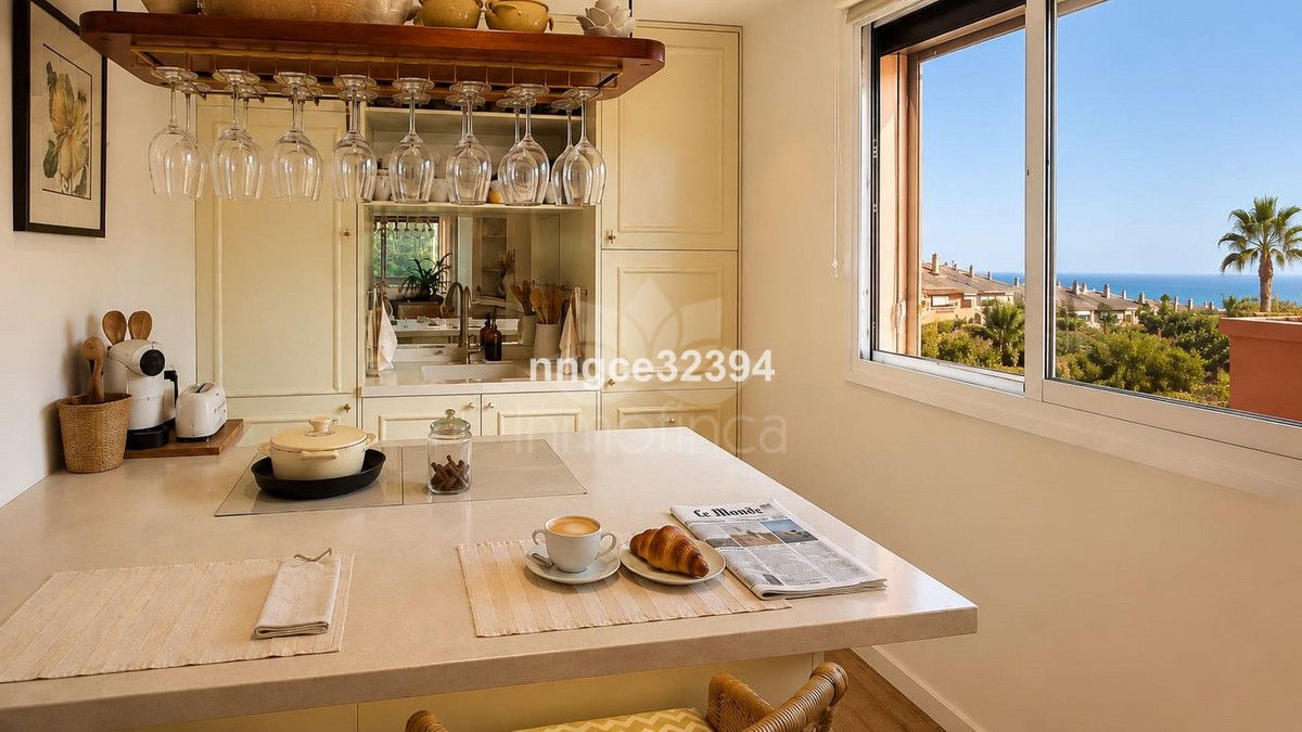 Apartment in Marbella Golden Mile, Marbella