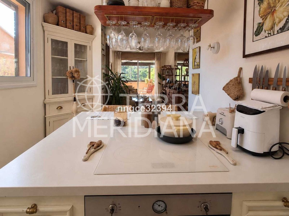 Apartment in Marbella Golden Mile, Marbella