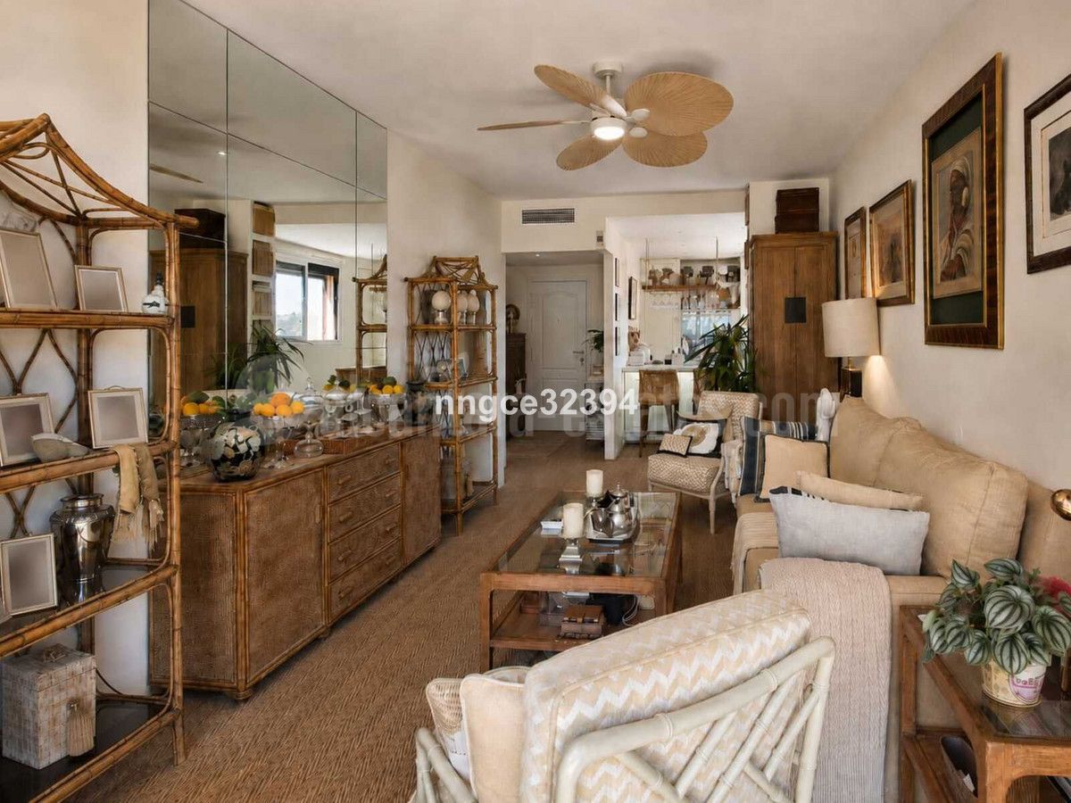 Apartment in Marbella Golden Mile, Marbella
