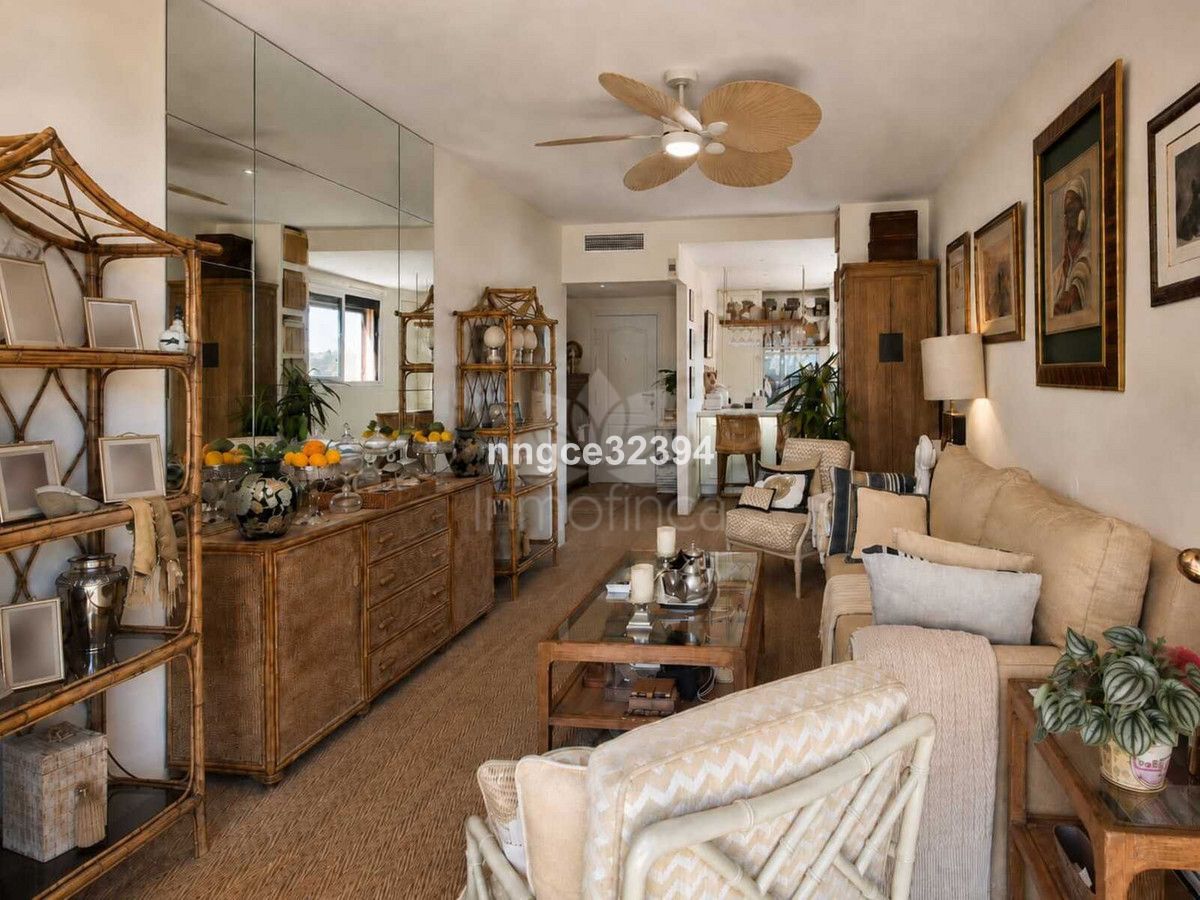 Apartment in Marbella Golden Mile, Marbella
