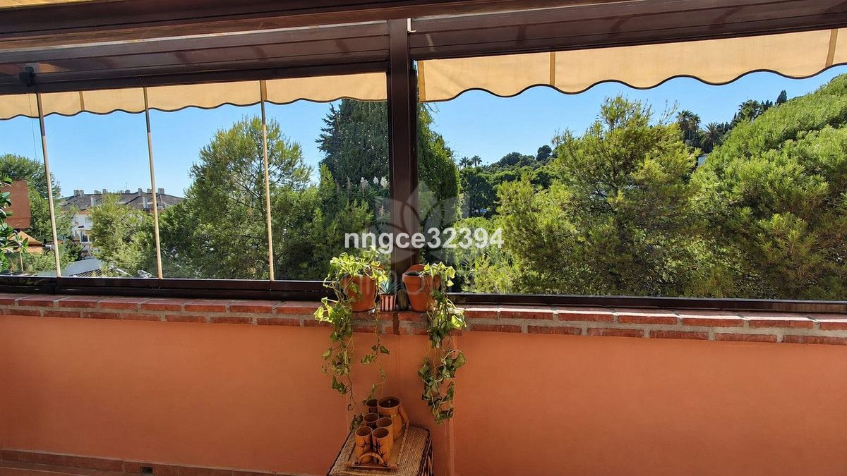 Apartment in Marbella Golden Mile, Marbella
