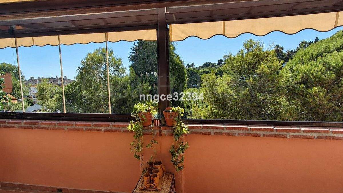 Apartment in Marbella Golden Mile, Marbella