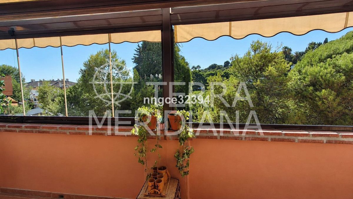 Apartment in Marbella Golden Mile, Marbella