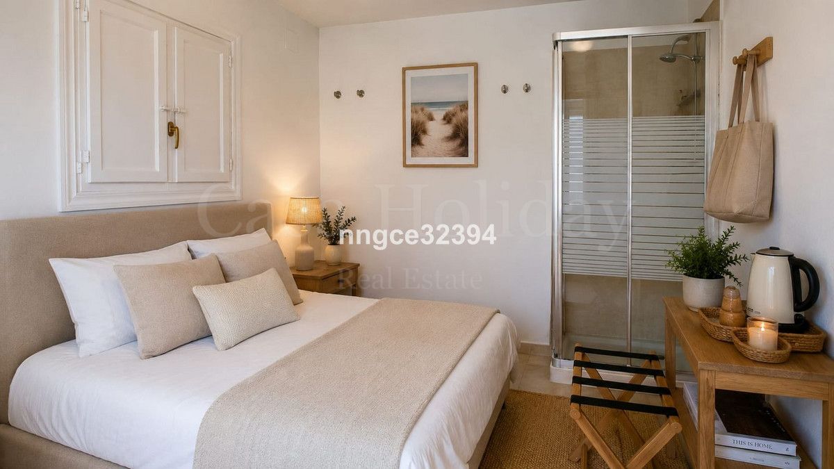 Penthouse in New Golden Mile, Estepona