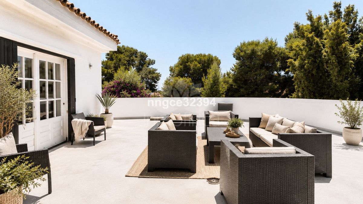 Penthouse in New Golden Mile, Estepona