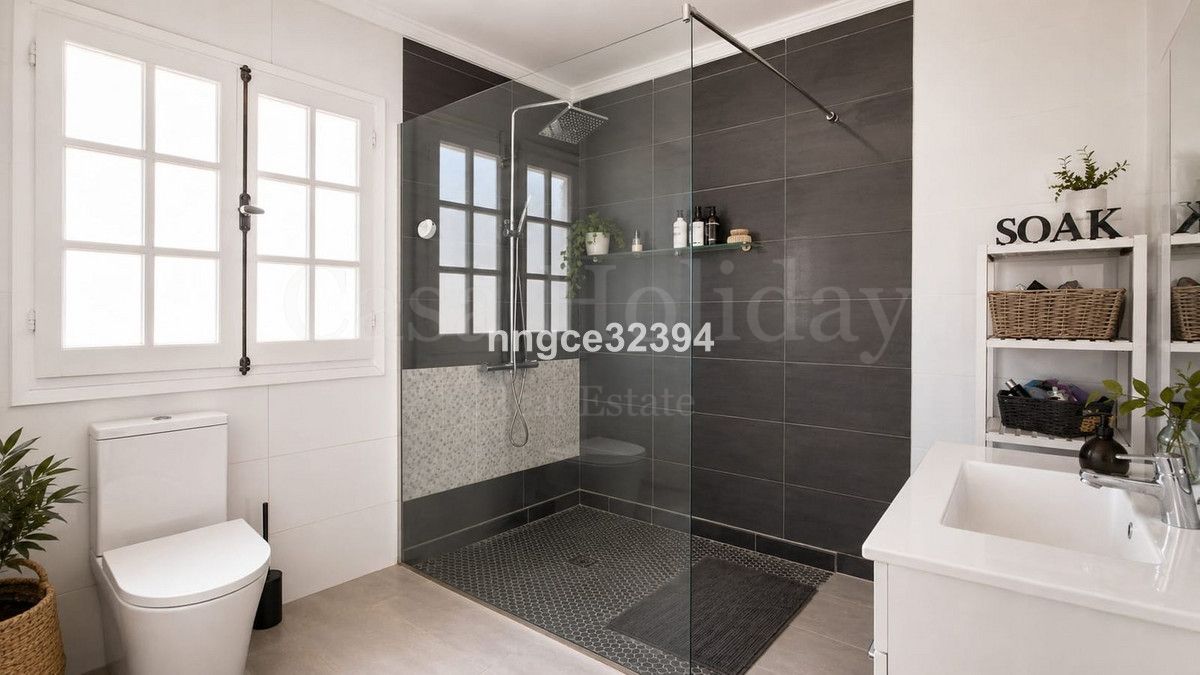 Penthouse in New Golden Mile, Estepona