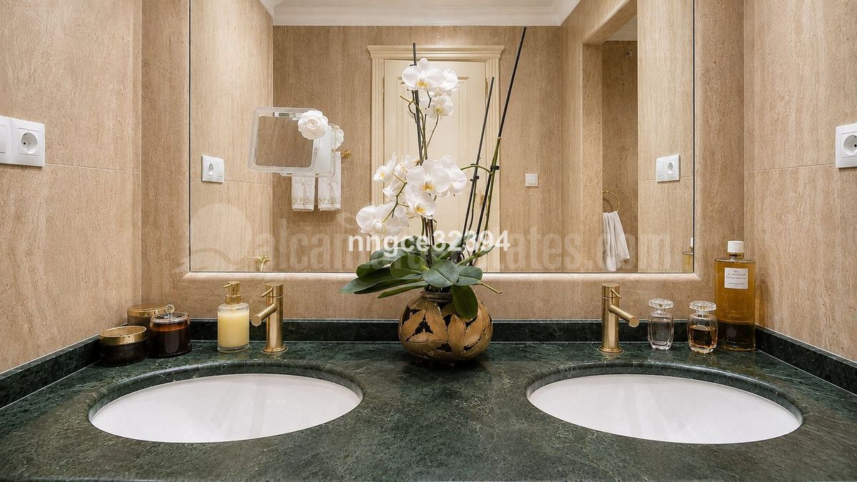 Apartment in Sierra Blanca, Marbella