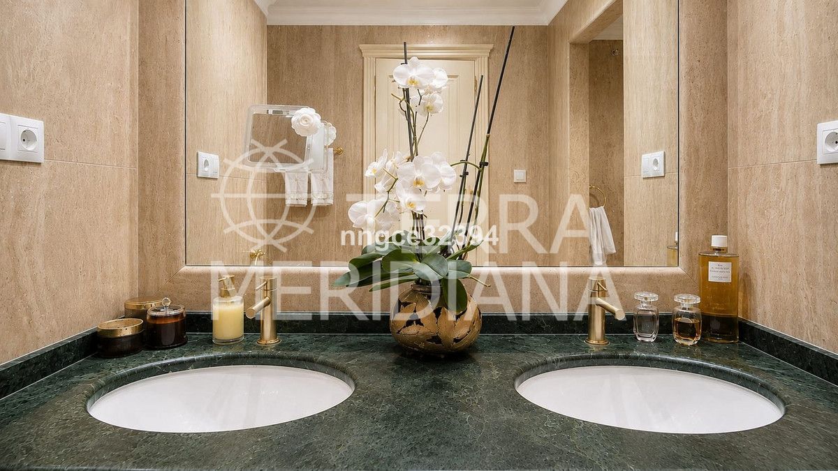 Apartment in Sierra Blanca, Marbella