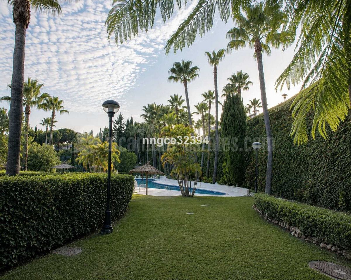 Apartment in Sierra Blanca, Marbella