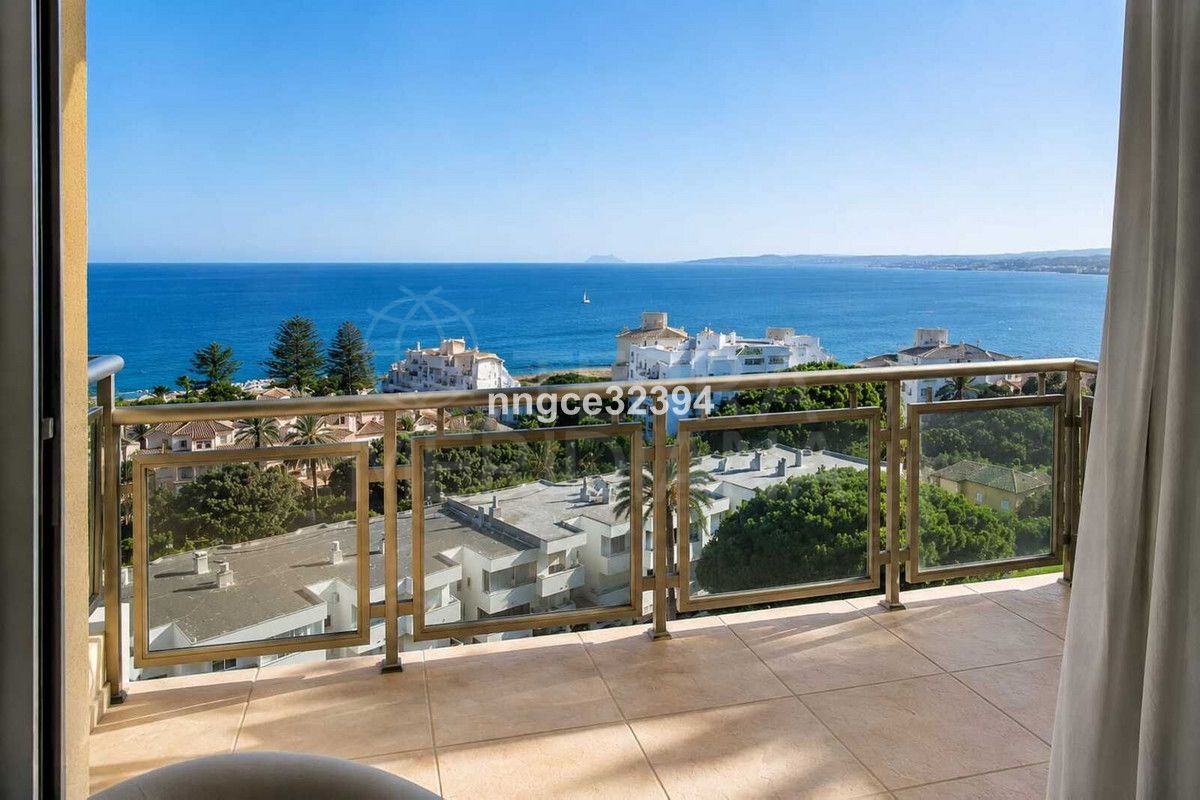 Penthouse in Estepona