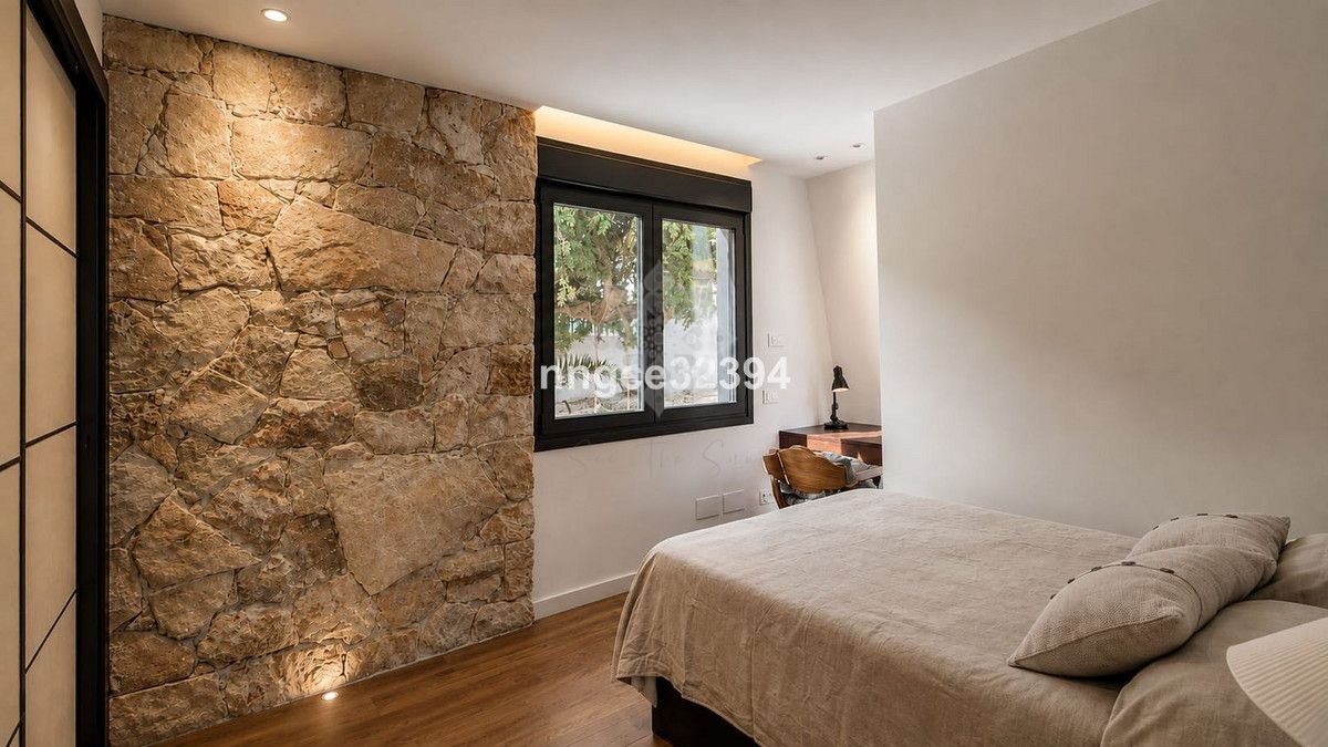 Villa in Bel Air, Estepona
