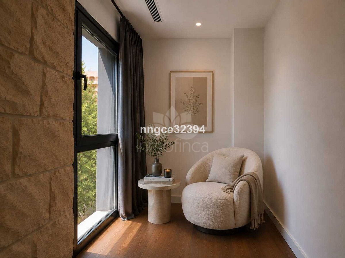 Villa in New Golden Mile, Estepona