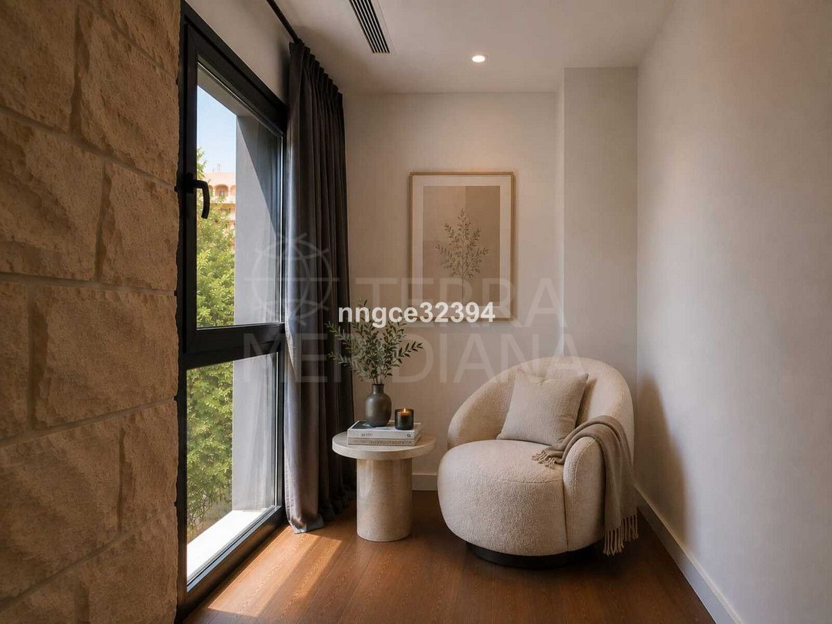 Villa in New Golden Mile, Estepona