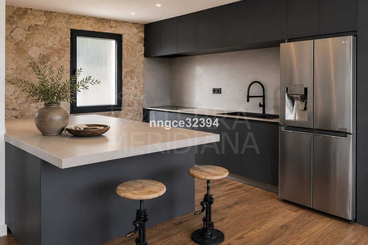 Villa in New Golden Mile, Estepona