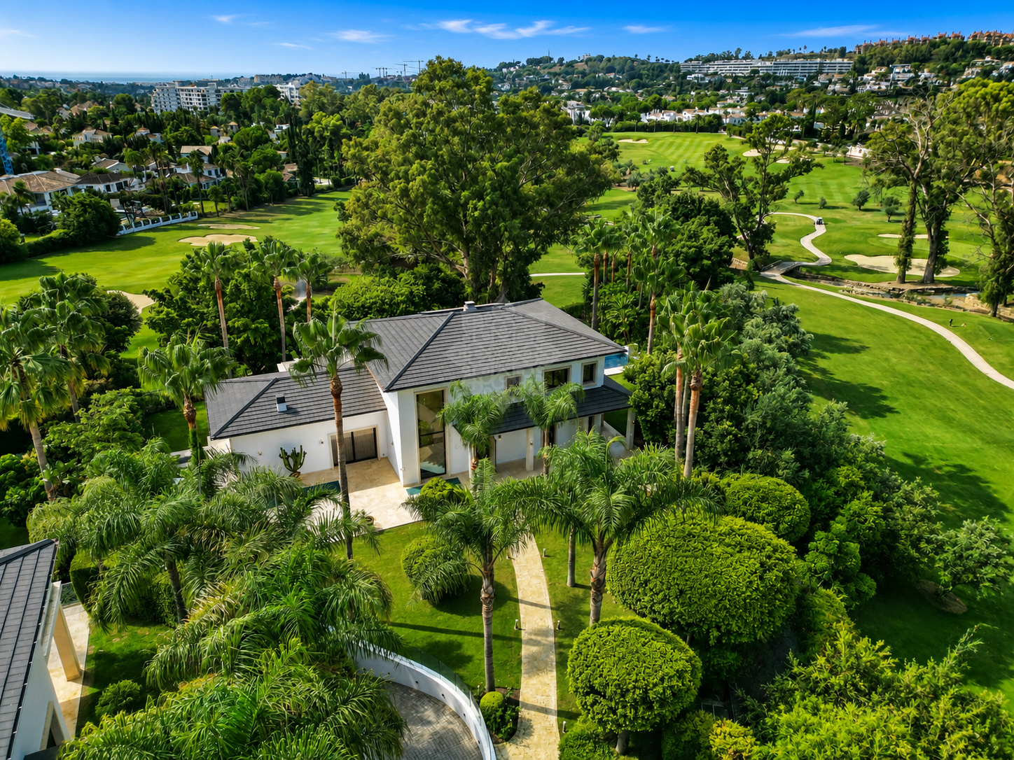 Villa in Nueva Andalucia, Marbella