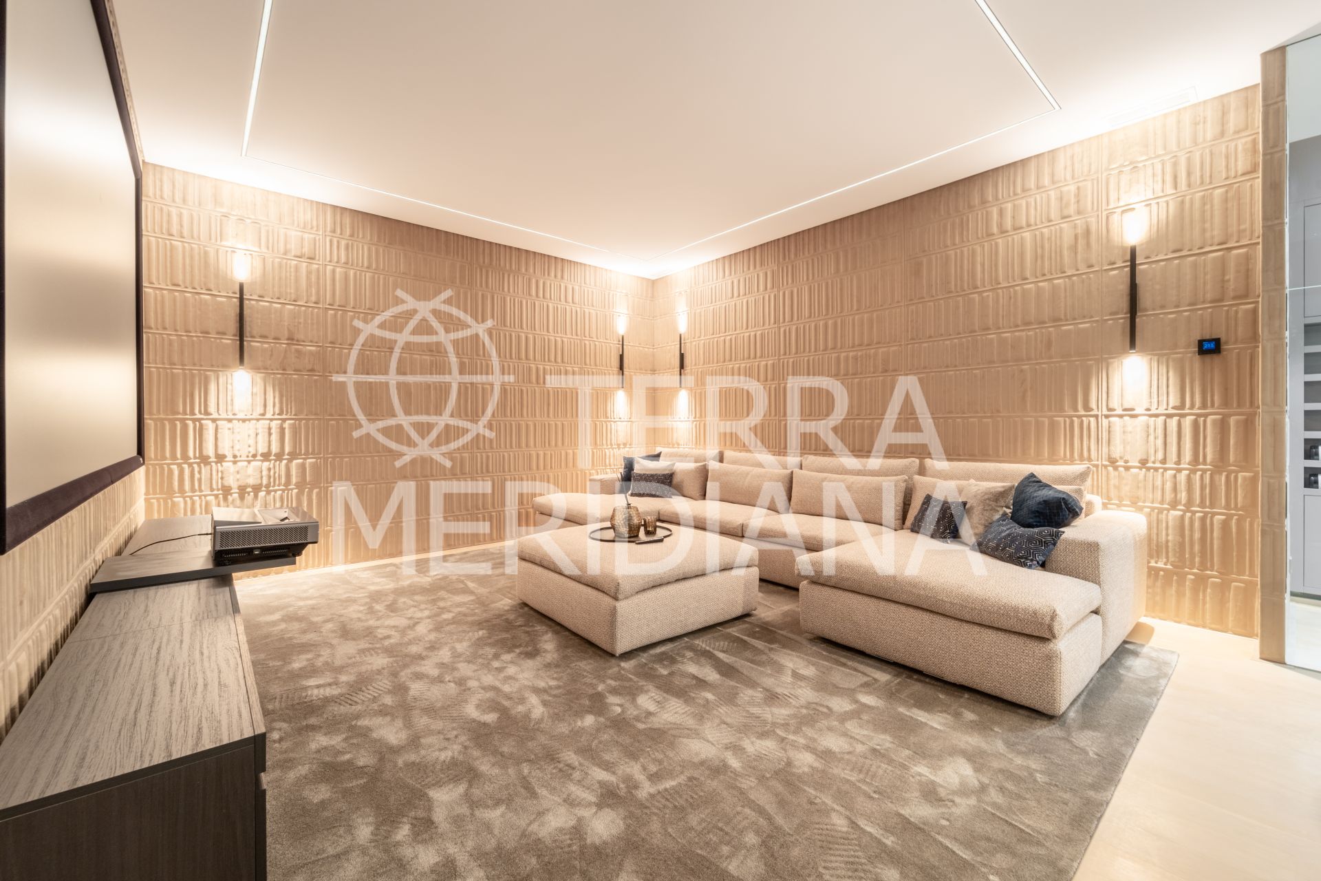 Villa in Nueva Andalucia, Marbella