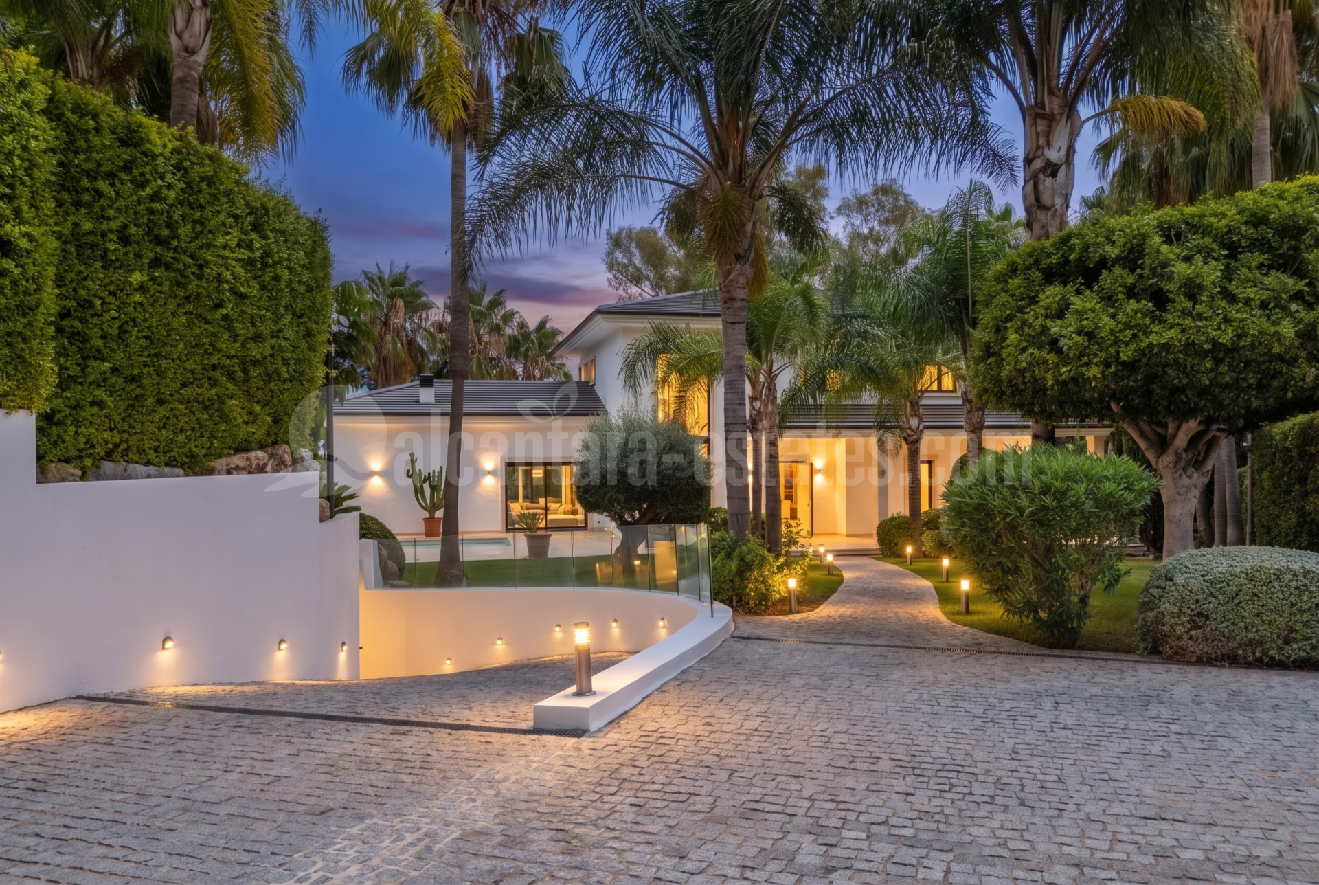 Villa in Nueva Andalucia, Marbella