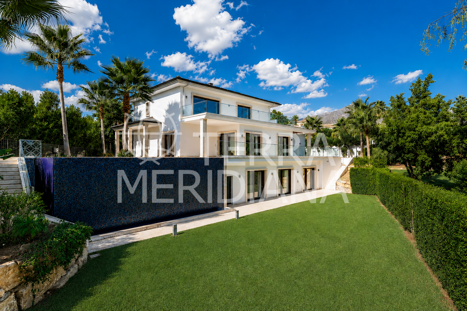 Villa in Nueva Andalucia, Marbella