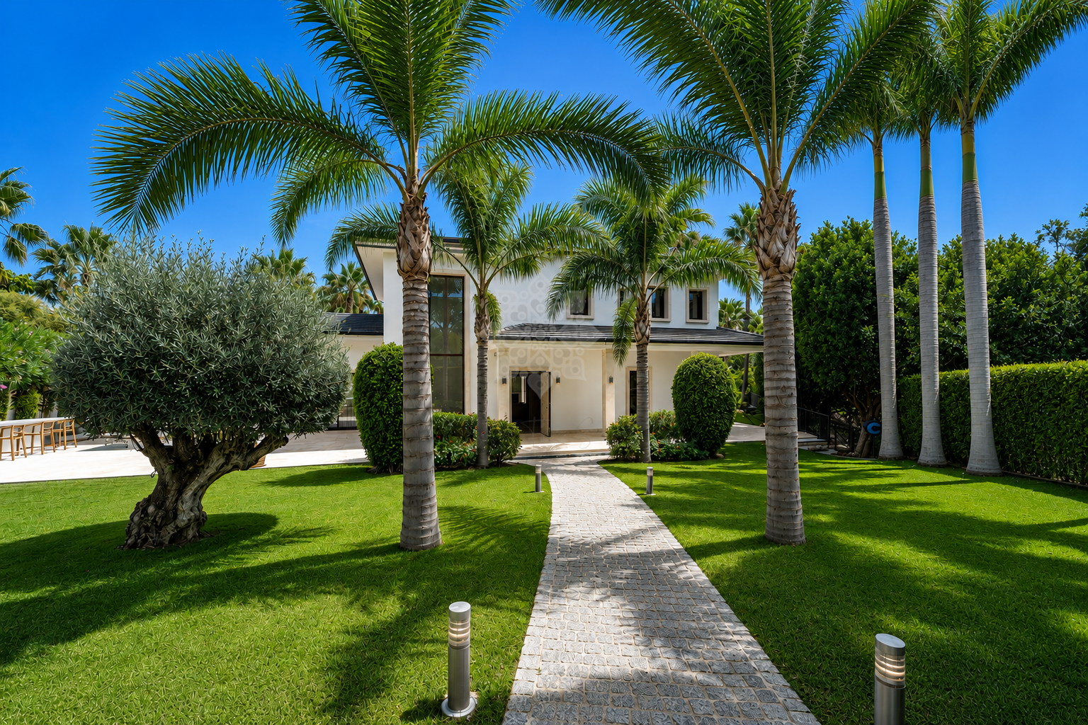 Villa in Nueva Andalucia, Marbella