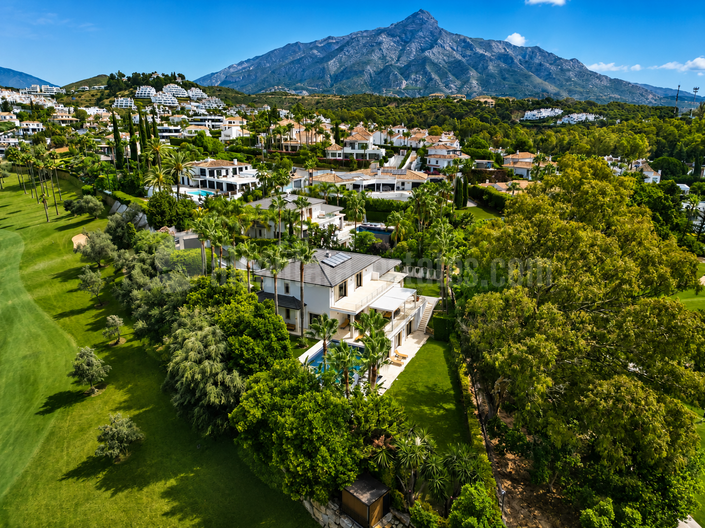 Villa in Nueva Andalucia, Marbella