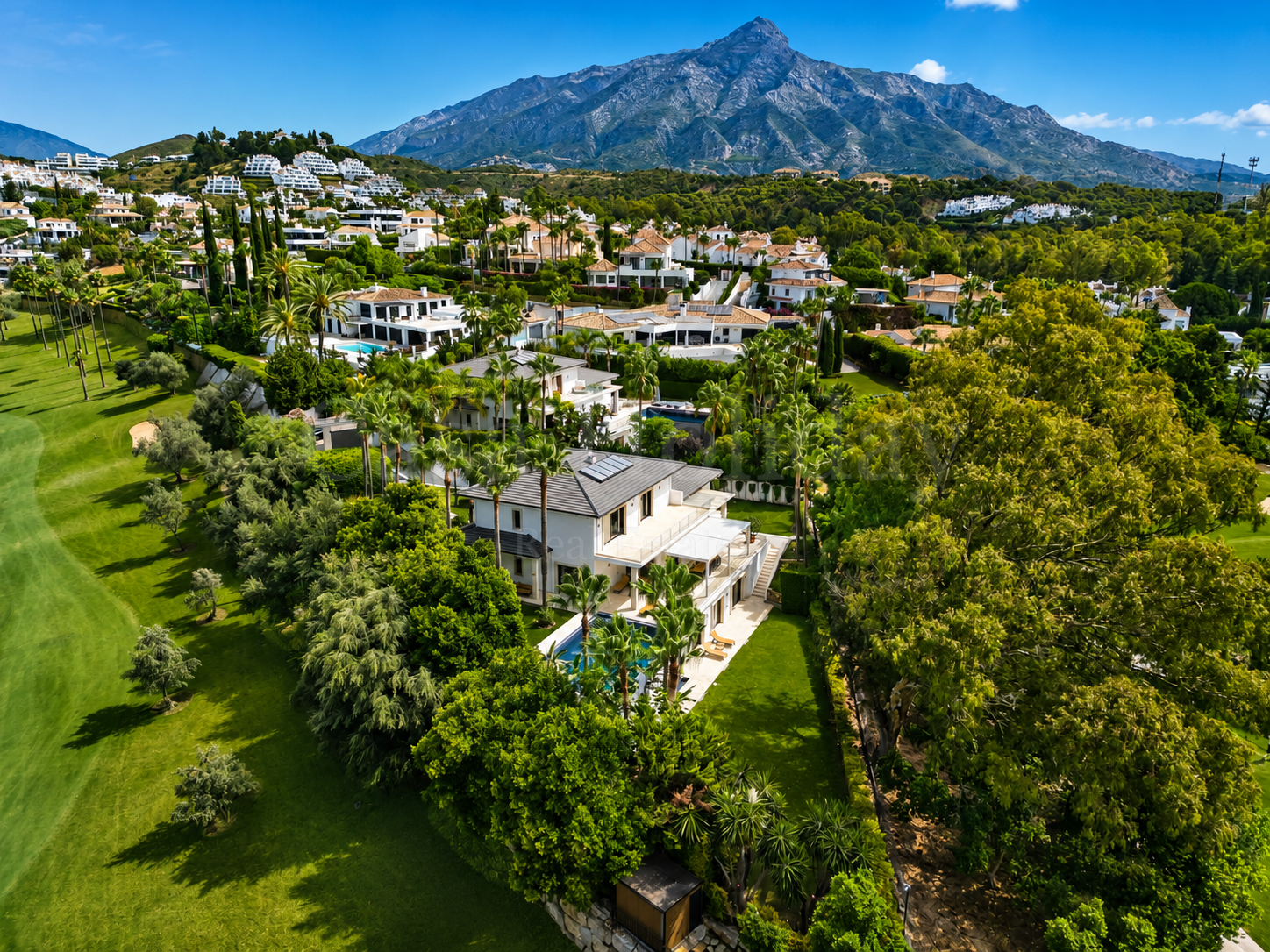 Villa en Nueva Andalucia, Marbella