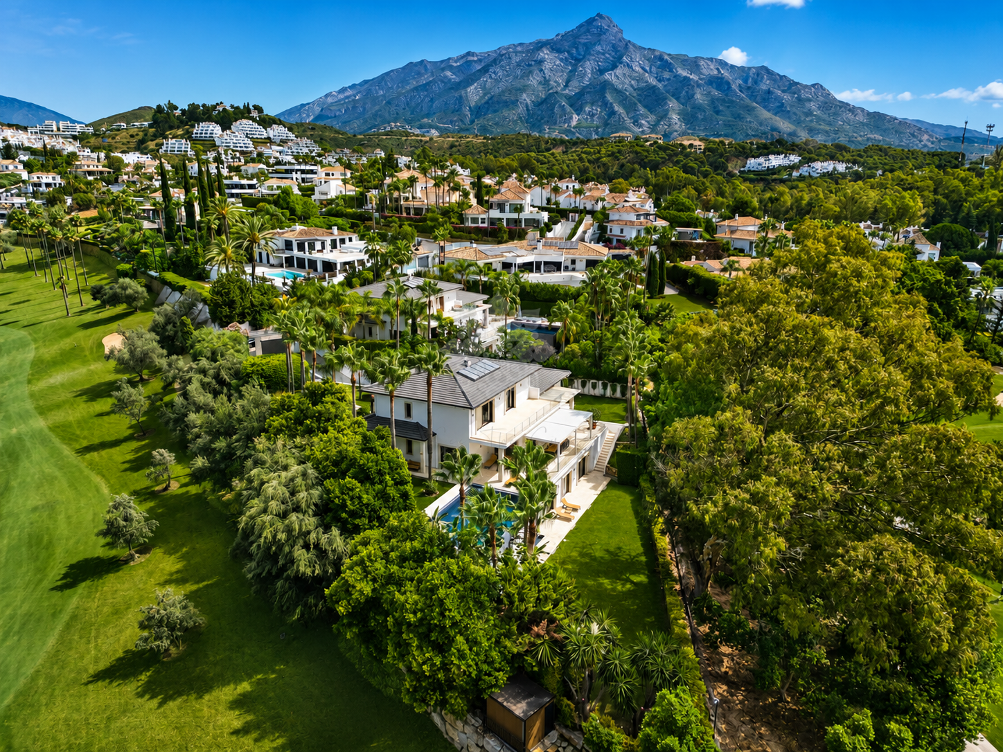Villa in Nueva Andalucia, Marbella