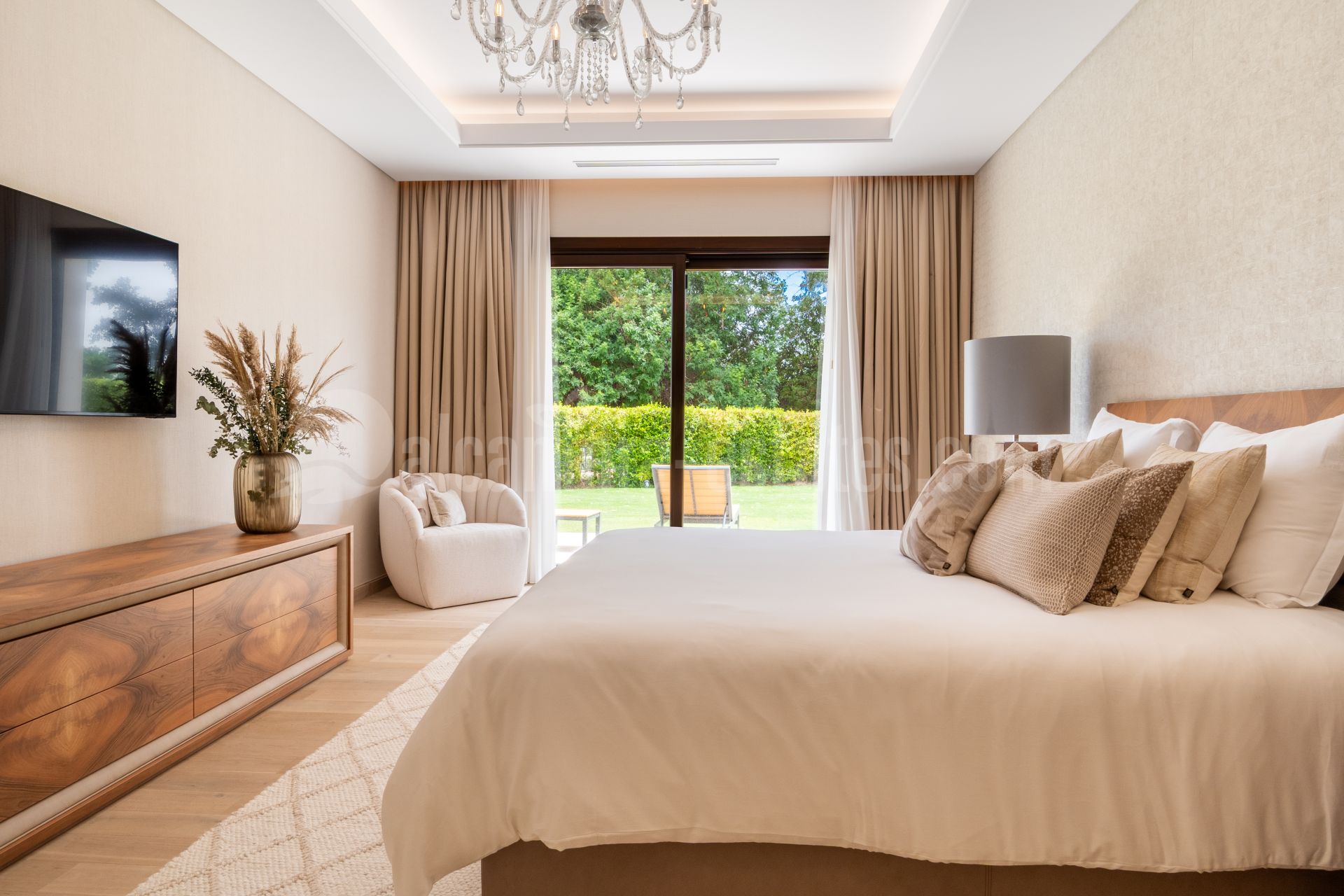 Villa in Nueva Andalucia, Marbella