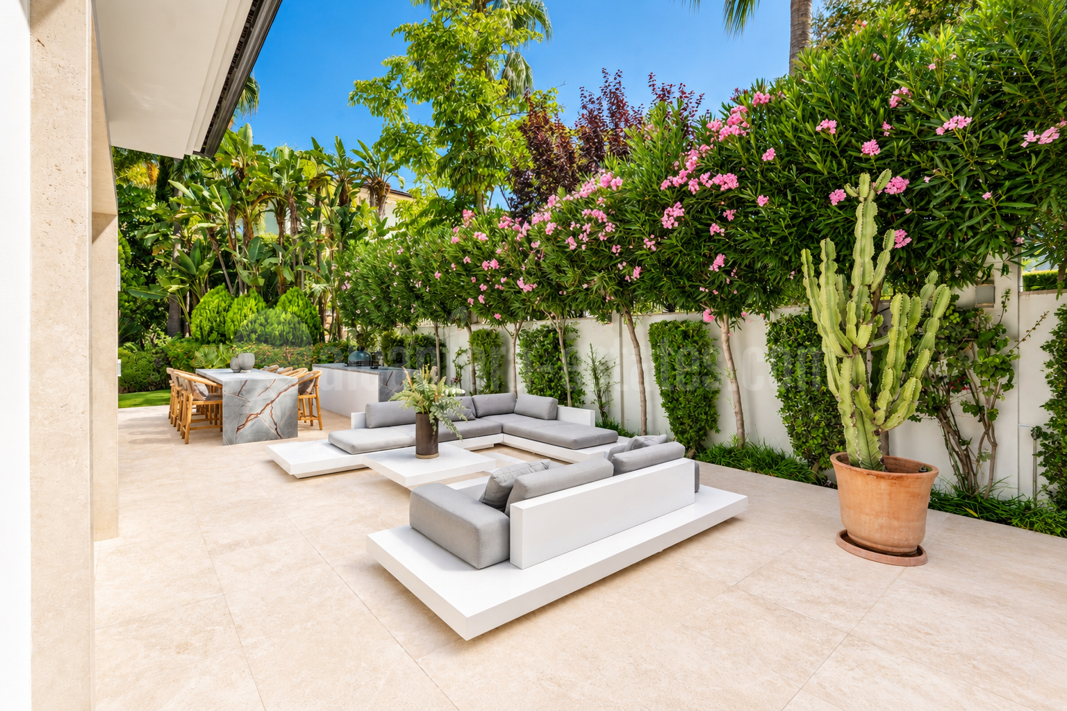 Villa in Nueva Andalucia, Marbella