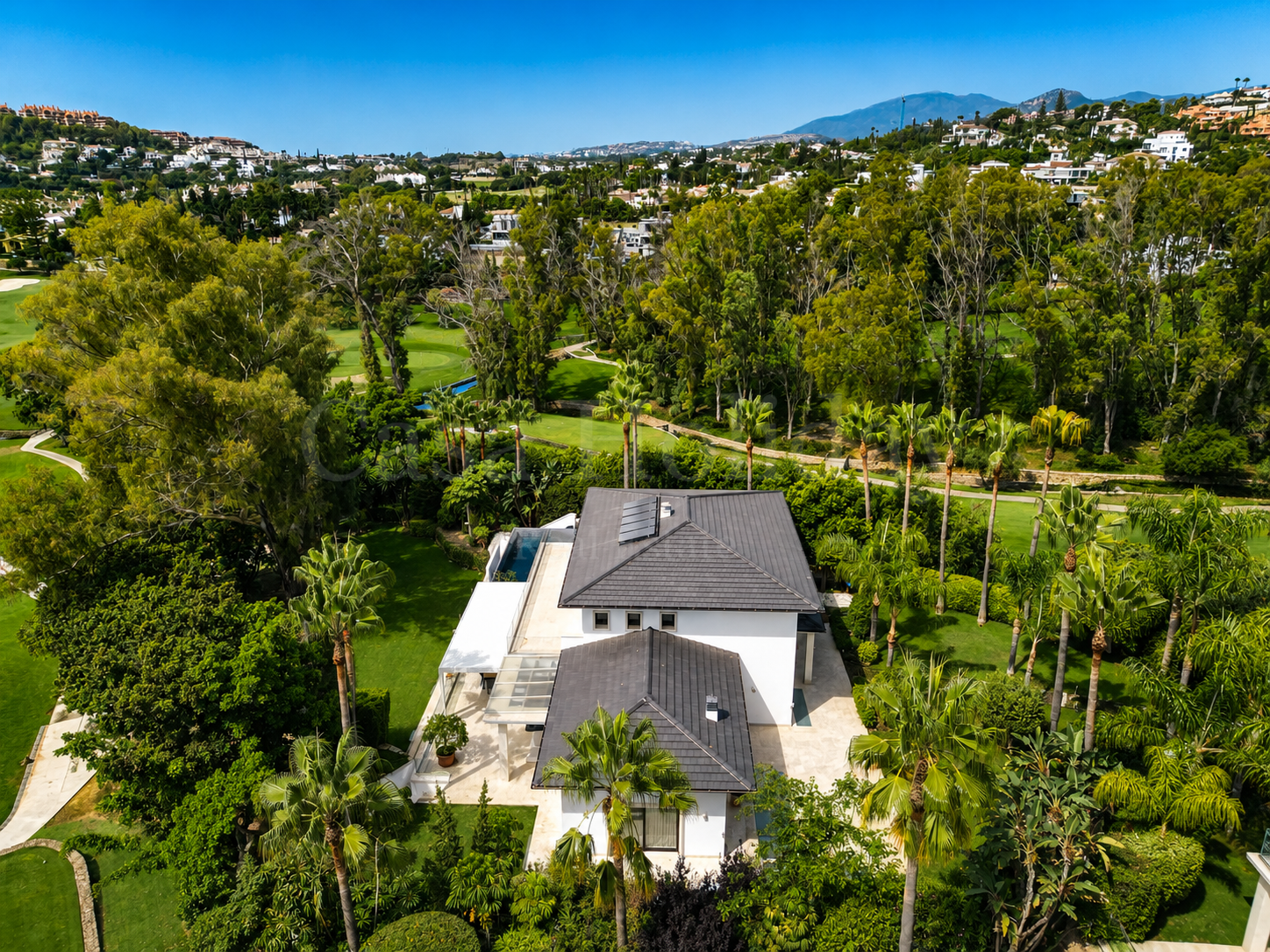 Villa en Nueva Andalucia, Marbella