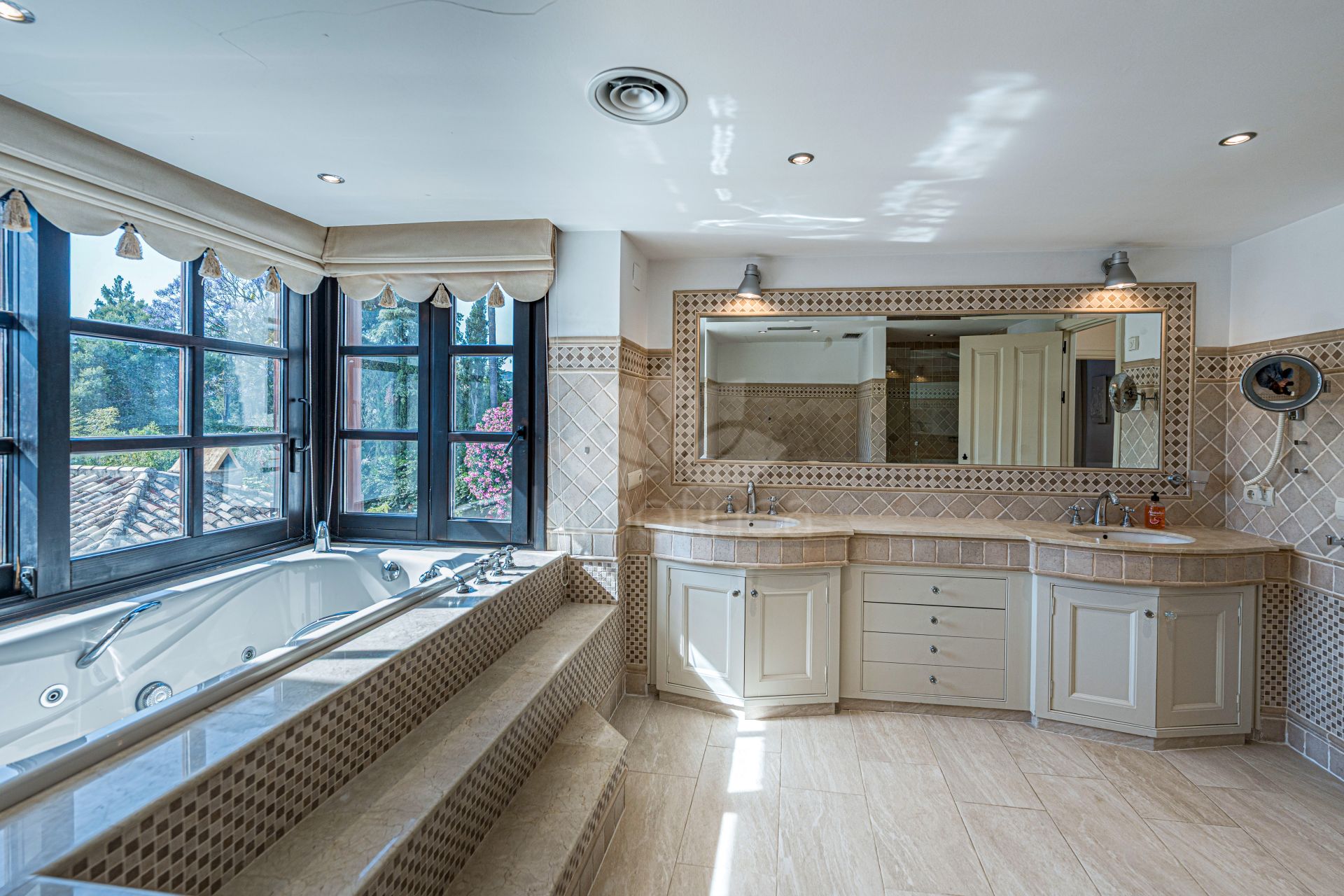 Villa en Paraiso Medio, Estepona