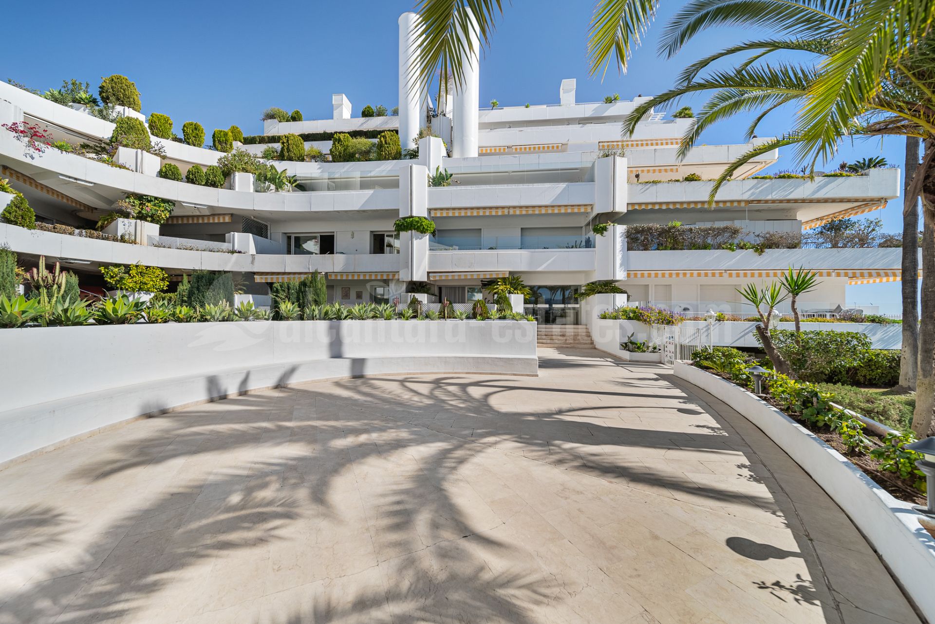 Apartamento en Las Terrazas de Las Lomas, Marbella