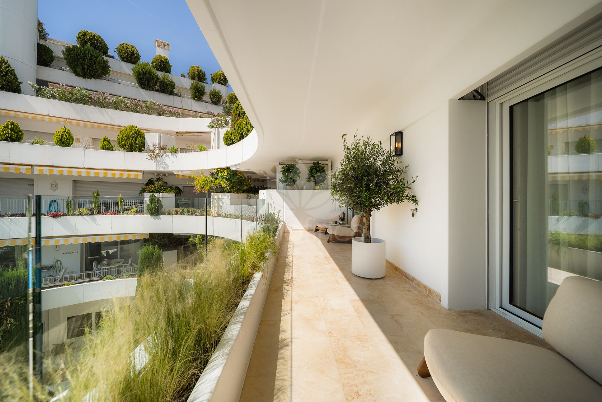 Apartamento en Las Terrazas de Las Lomas, Marbella