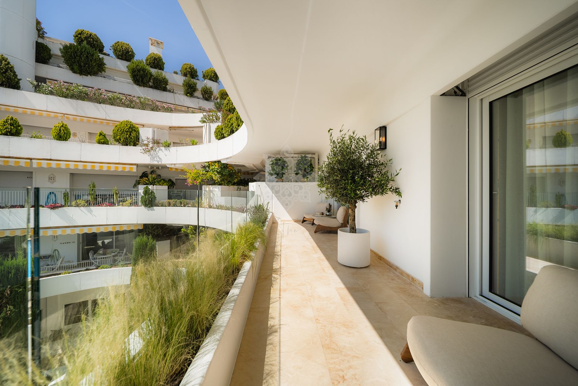 Apartamento en Las Terrazas de Las Lomas, Marbella
