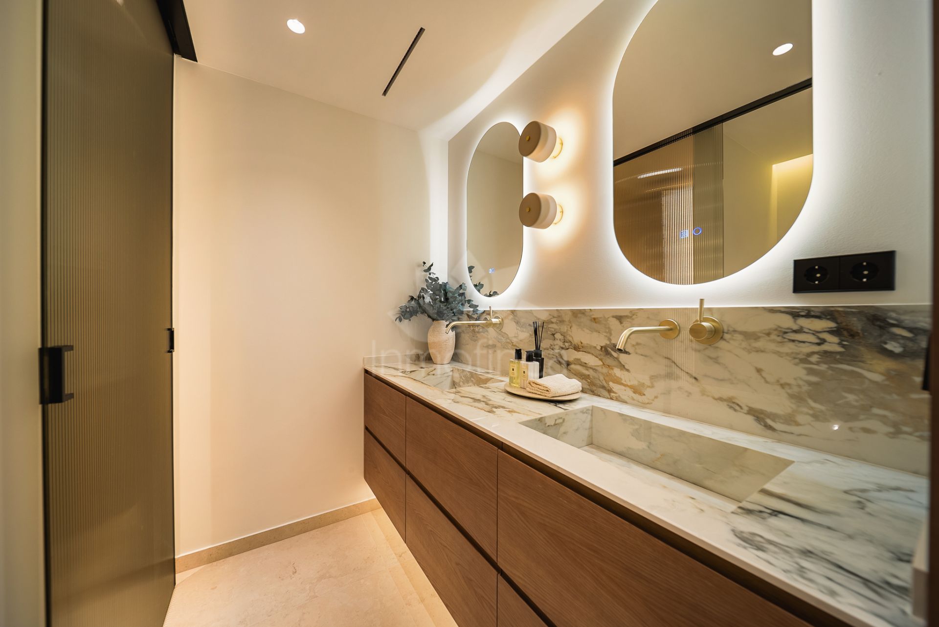 Apartamento en Las Terrazas de Las Lomas, Marbella
