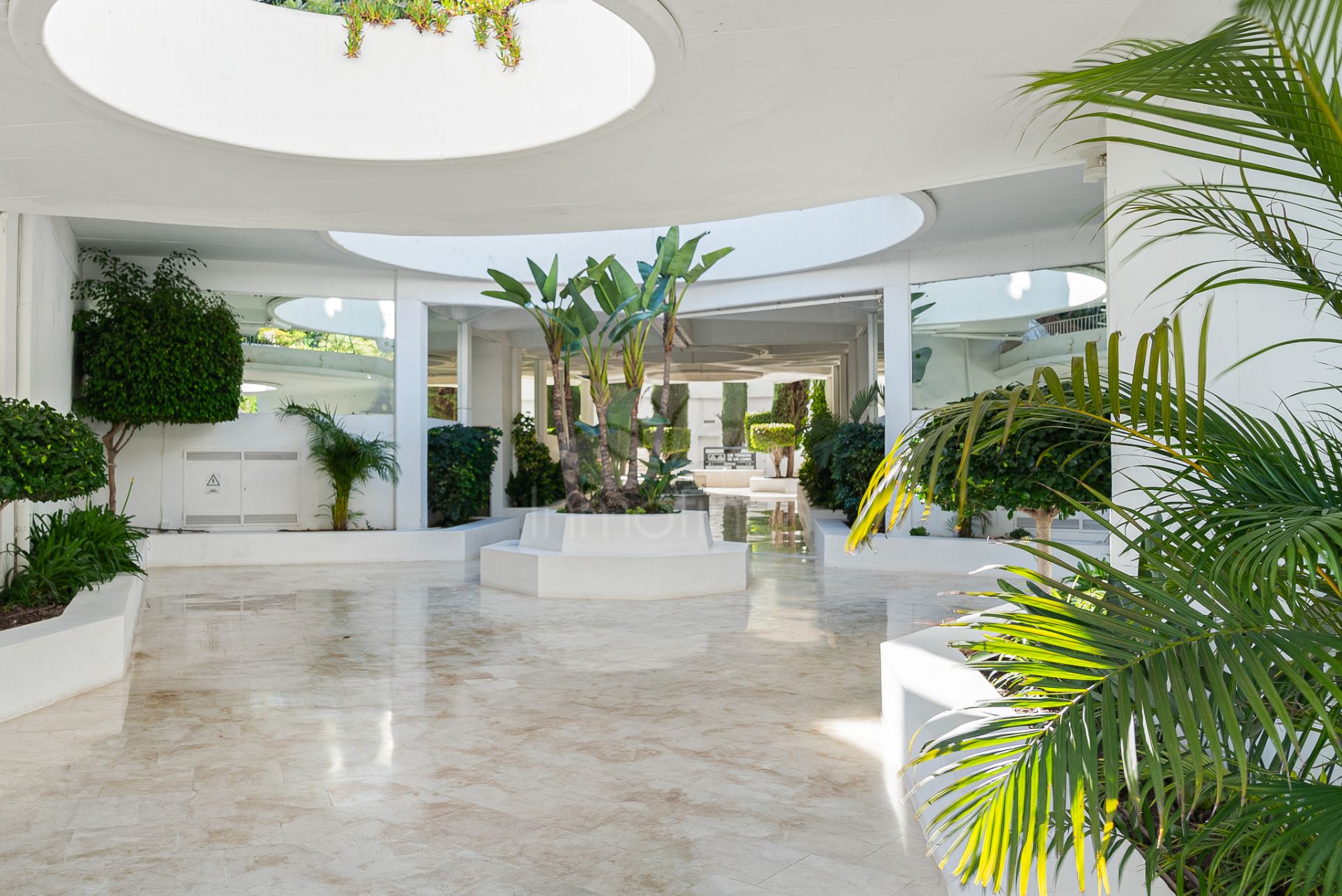 Apartamento en Las Terrazas de Las Lomas, Marbella