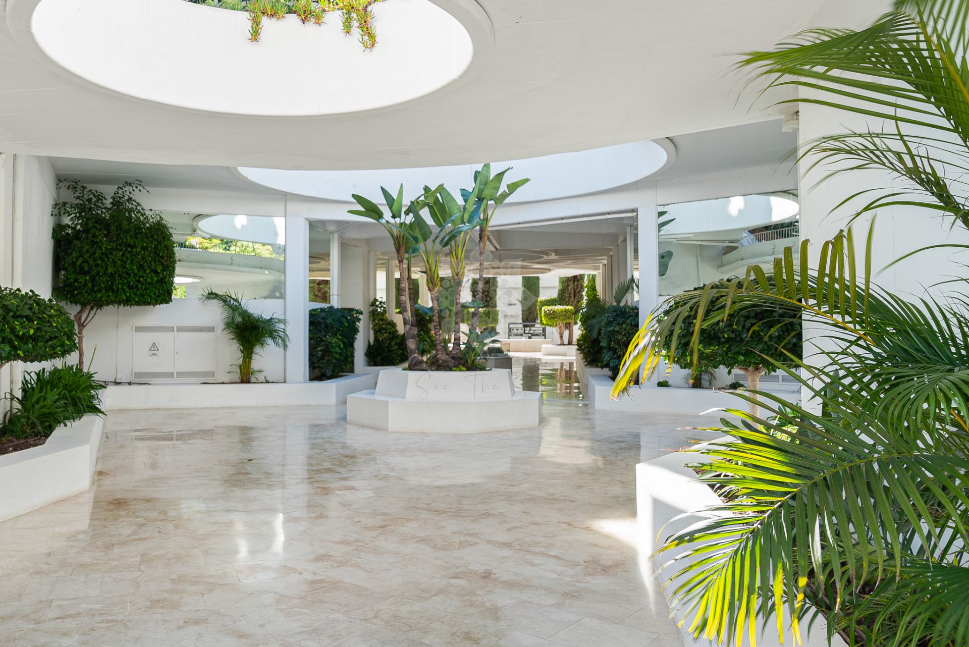 Apartamento en Las Terrazas de Las Lomas, Marbella