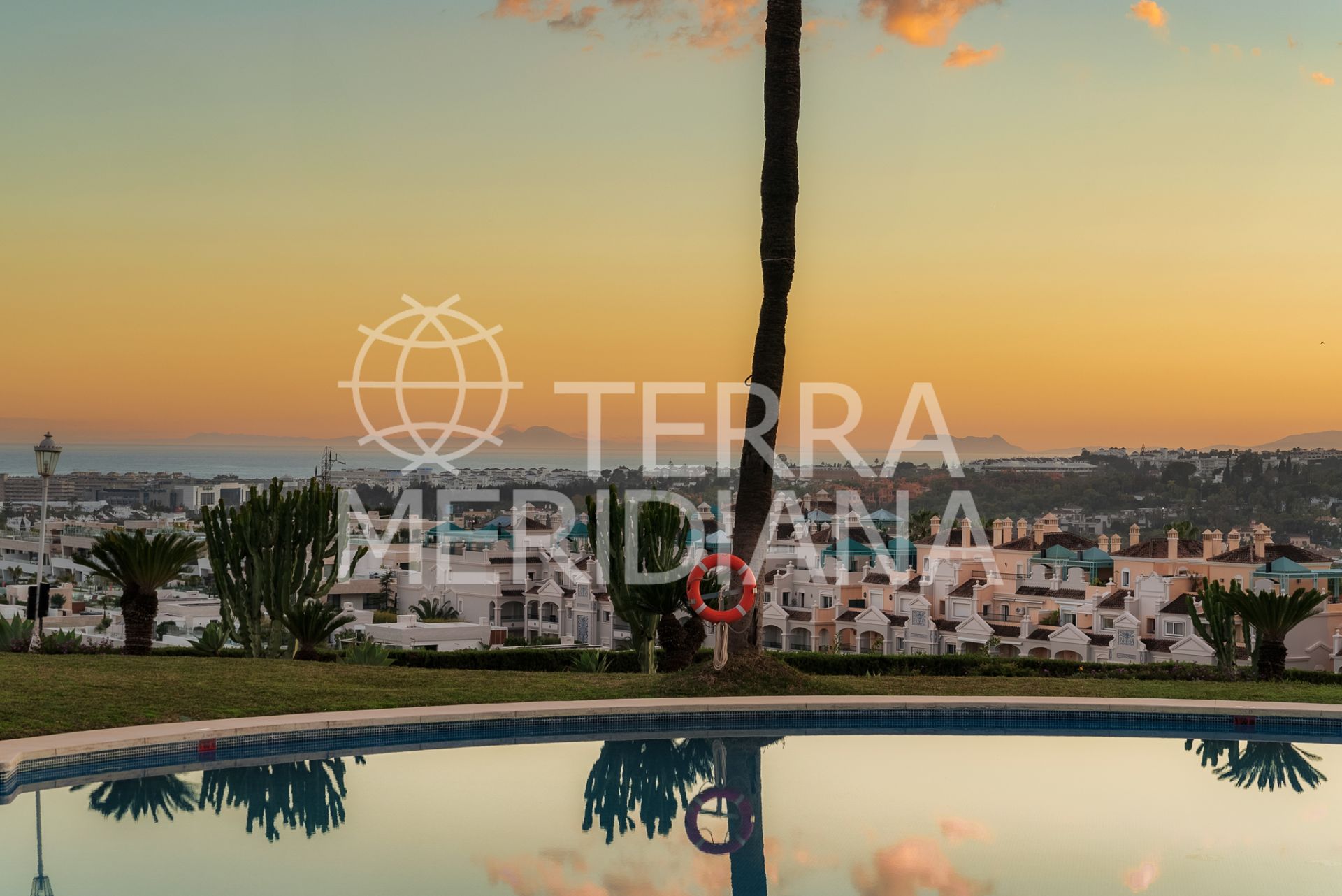 Apartment in Las Terrazas de Las Lomas, Marbella