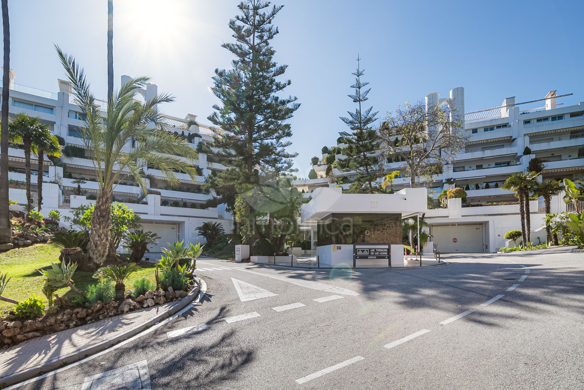 Apartamento en Las Terrazas de Las Lomas, Marbella