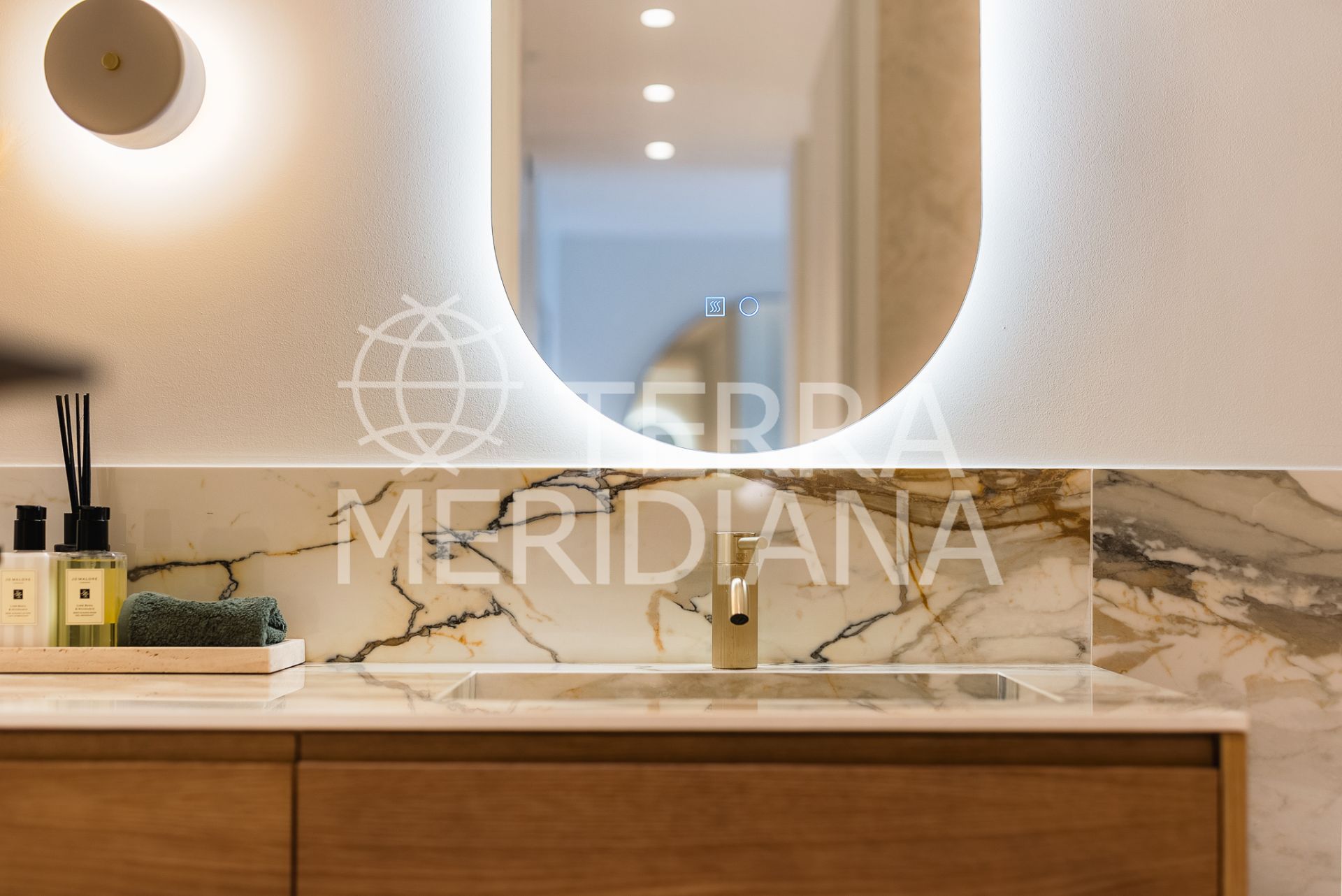 Apartment in Las Terrazas de Las Lomas, Marbella