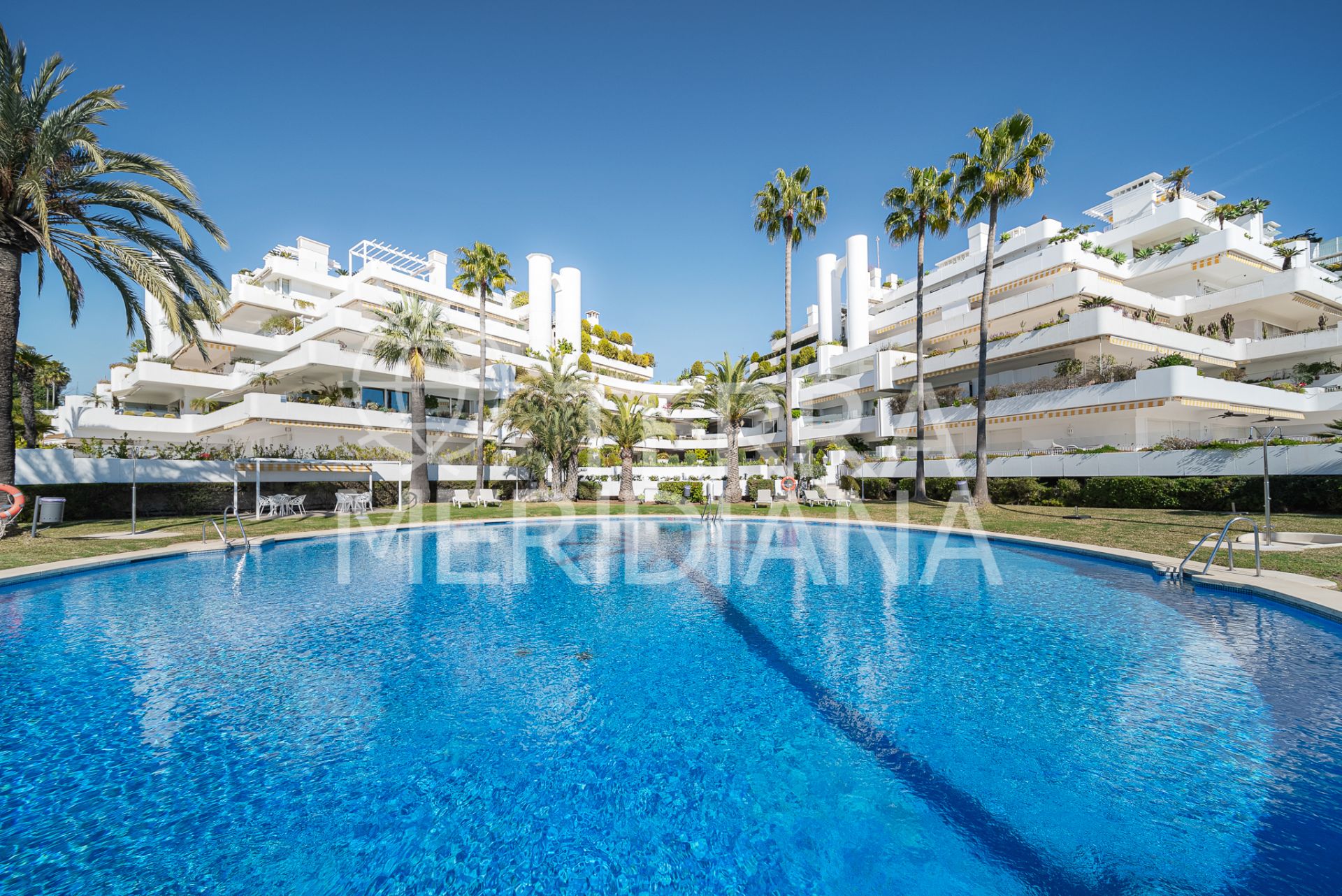 Apartment in Las Terrazas de Las Lomas, Marbella