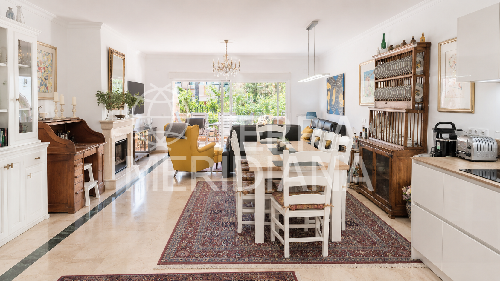 Town House in Oasis de Nagüeles, Marbella